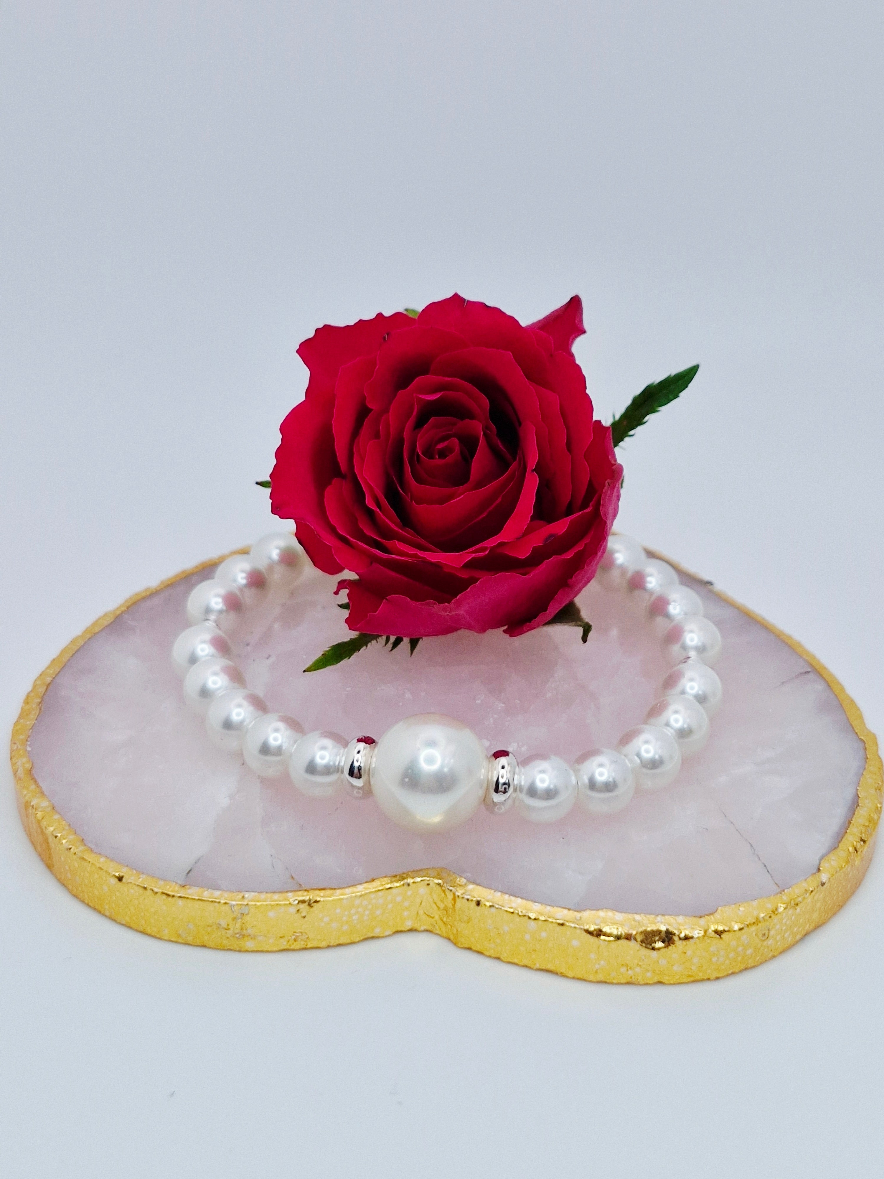 Muschelperlen mit Mutterperle