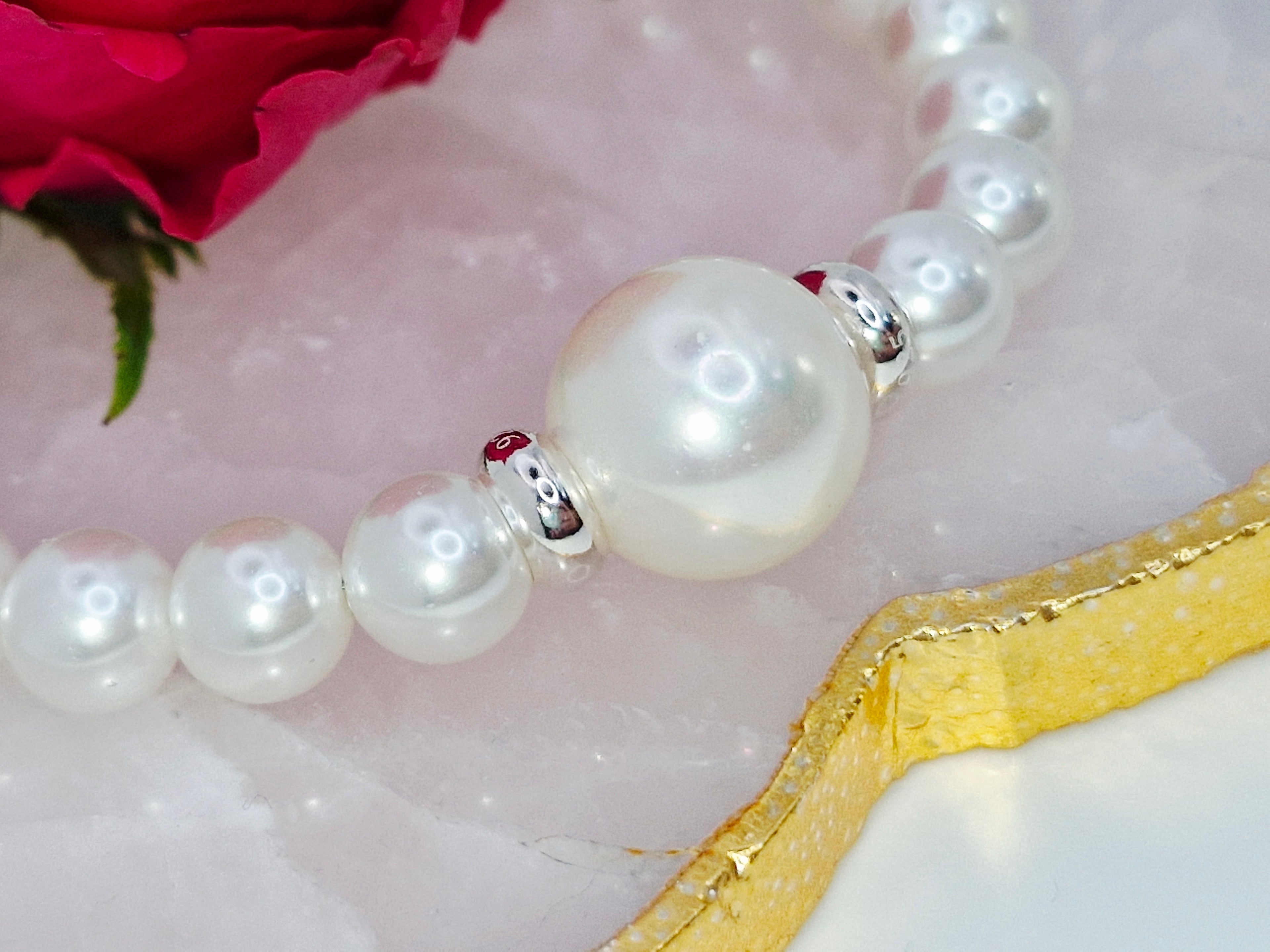 Muschelperlen mit Mutterperle